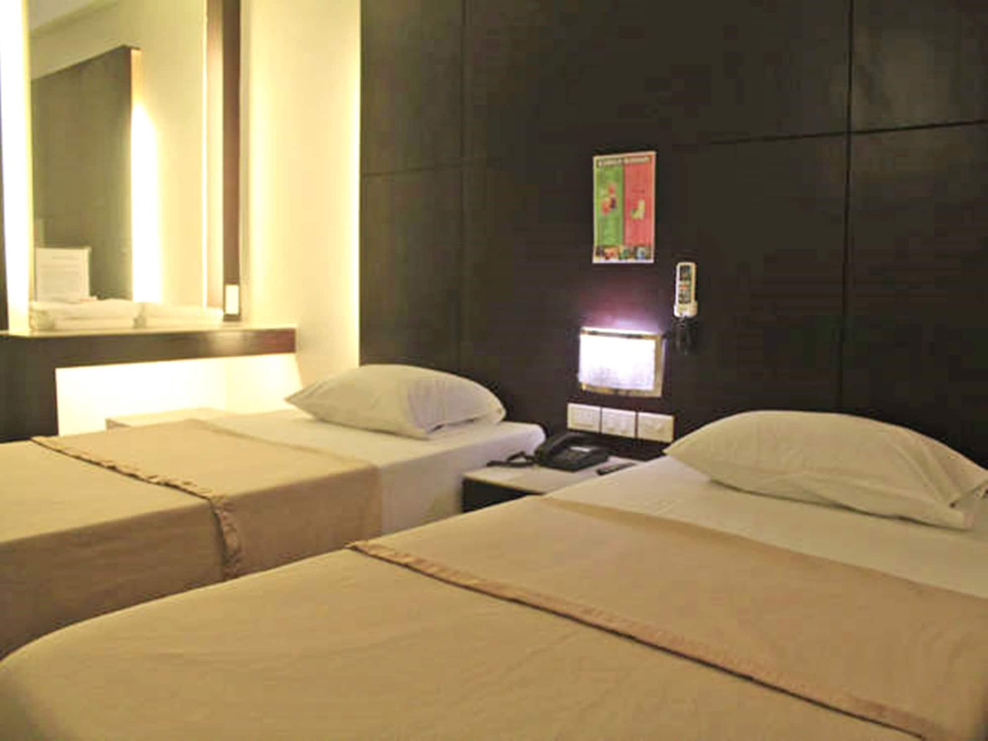 Vista Hotel Cubao Quezon City Ngoại thất bức ảnh