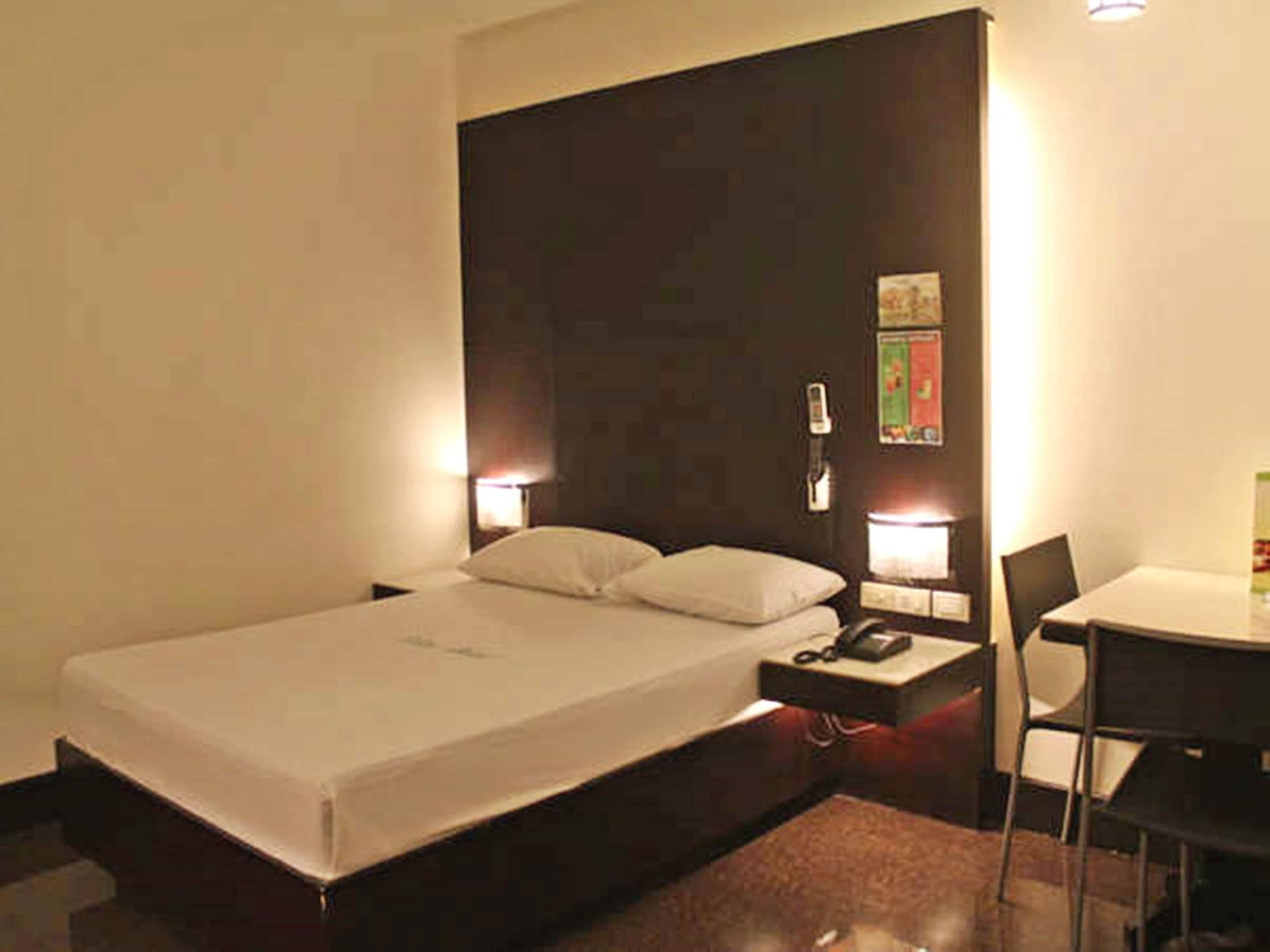 Vista Hotel Cubao Quezon City Ngoại thất bức ảnh