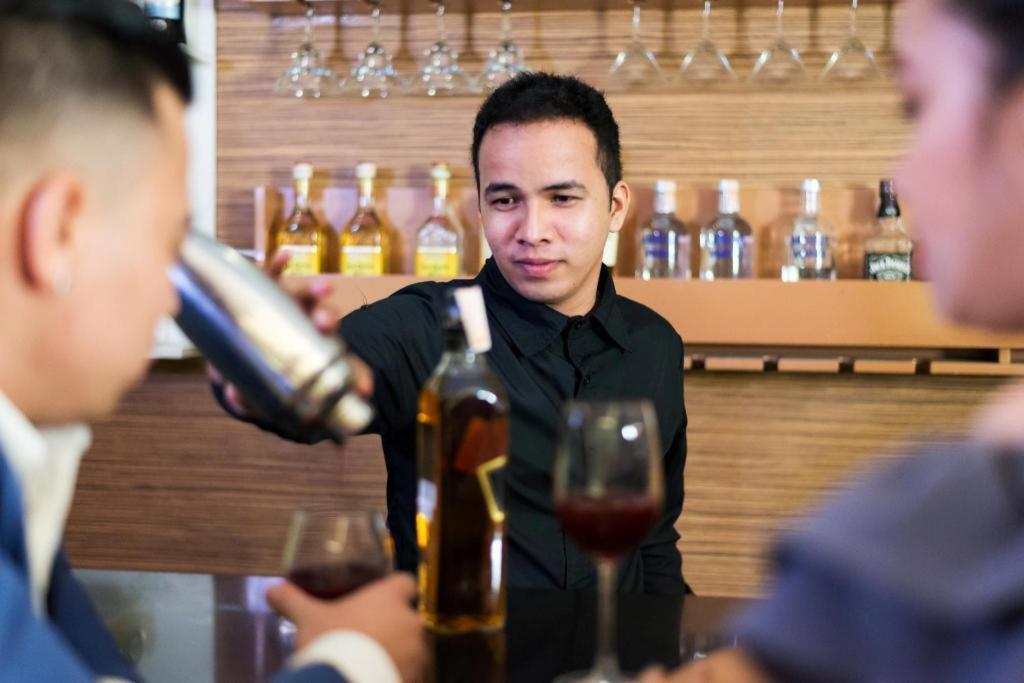 Vista Hotel Cubao Quezon City Ngoại thất bức ảnh