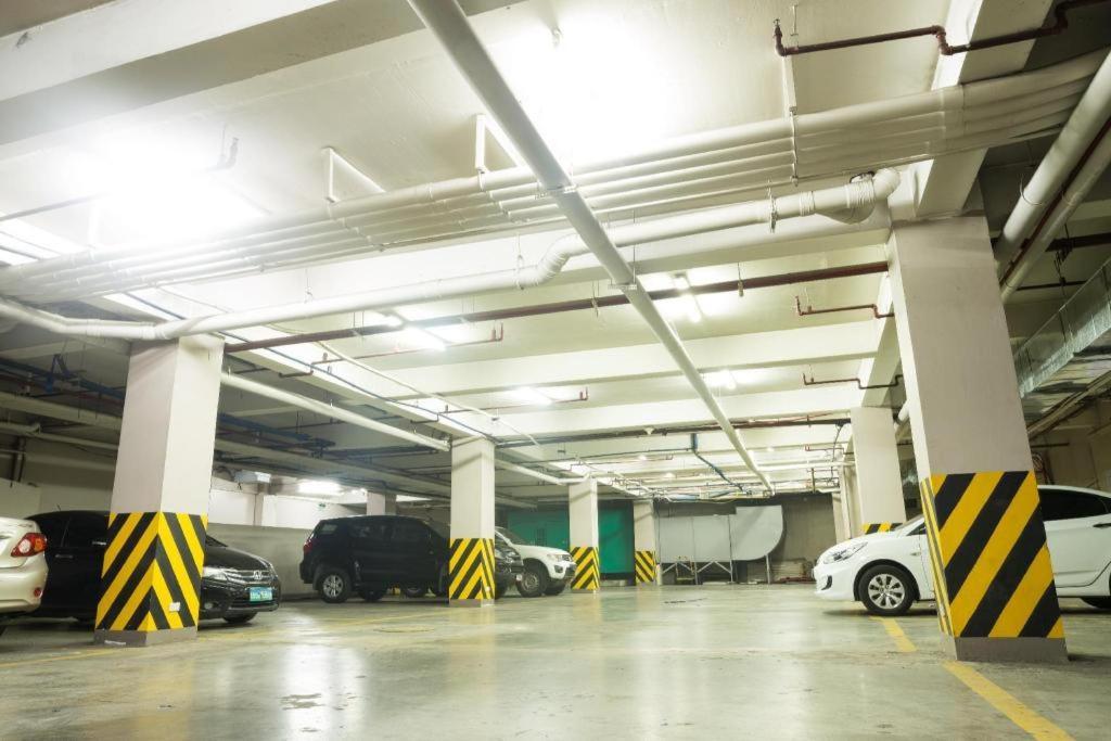 Vista Hotel Cubao Quezon City Ngoại thất bức ảnh