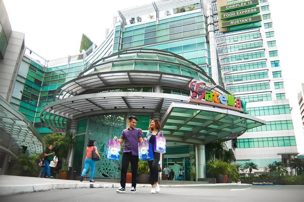 Vista Hotel Cubao Quezon City Ngoại thất bức ảnh