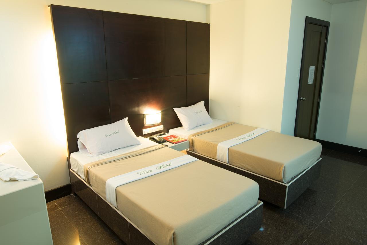 Vista Hotel Cubao Quezon City Ngoại thất bức ảnh